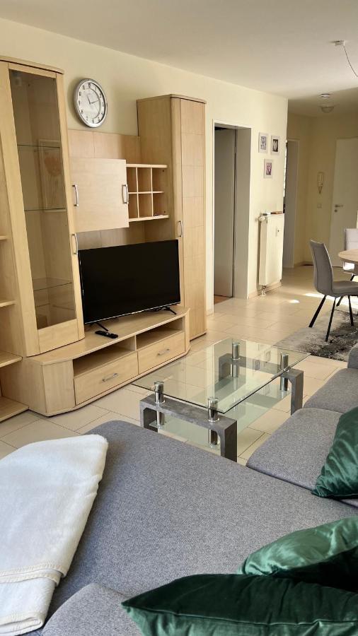 Apartment Centrally Located In The Rhine-Main Area Riedstadt Eksteriør bilde